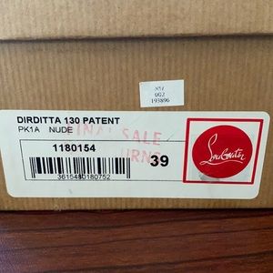 Dirditta 130 Patent, Nude size 39. 9 in women’s.